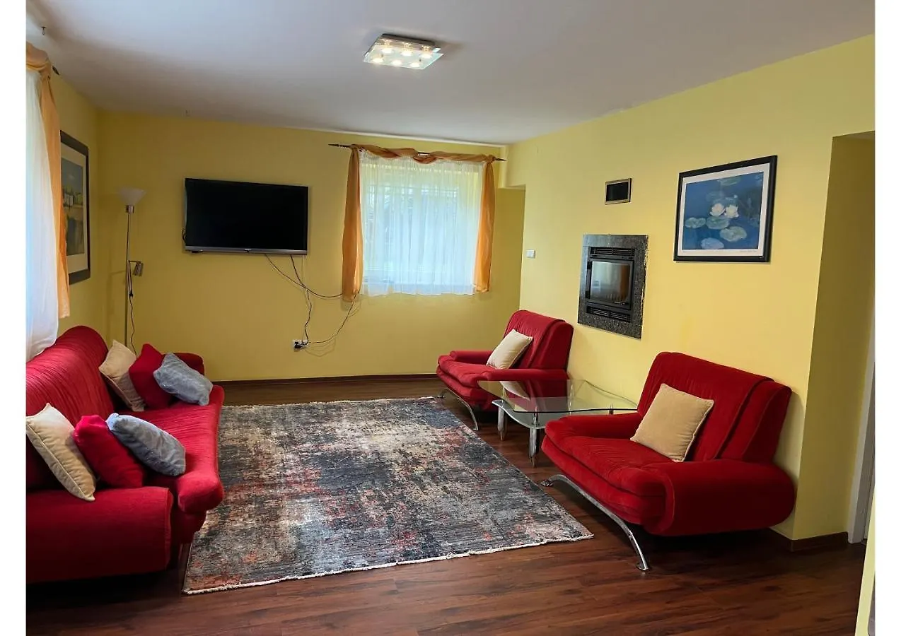 Apartament Plaza Z 2 Sypialniami I Salonem - 150 M Od Morza Kolobrzeg 0*,  Poland